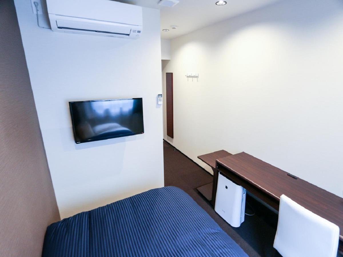 HOTEL LiVEMAX Yokohama Kannai Ekimae Eksteriør billede